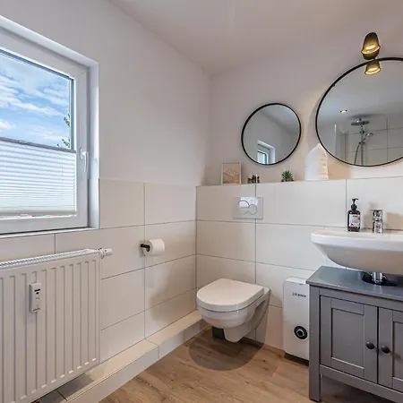 Apartment Goode Utsicht - Modern, Mit Weitsicht In Der