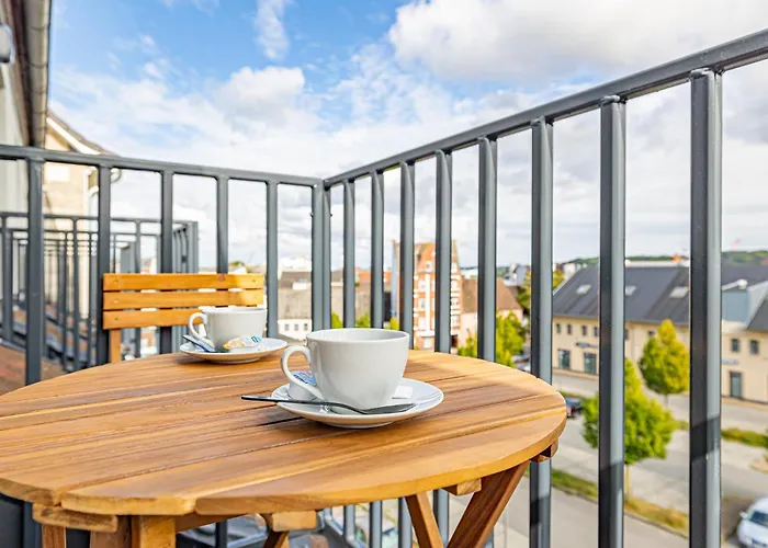 Goode Utsicht - Modern, Mit Weitsicht In Der *